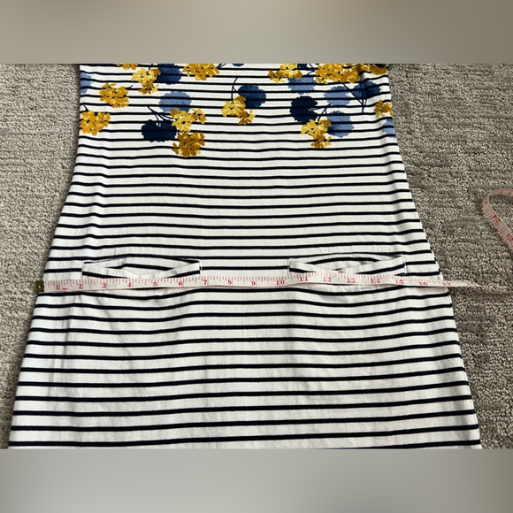 Joules t-shirt dress with front pockets - Picture 5 of 6